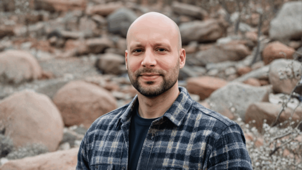 Autor von Herzensverbindungen, dem Freundebuch für Erwachsene